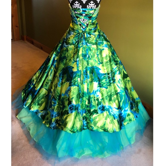 Teal Abstract Prom Dress - Picture 4 of 6